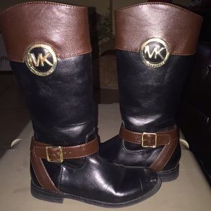 MK boots